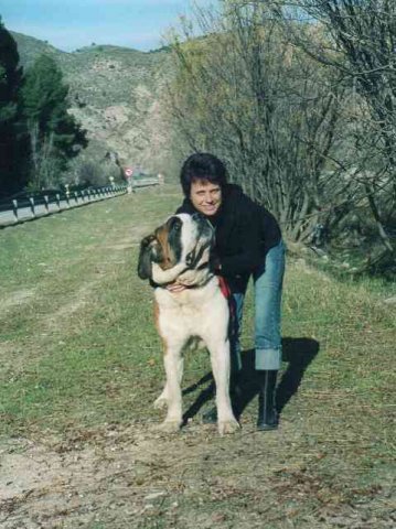 George & Den taking a break in the sunshine, during his journey from Newcastle to Benalmádena, S.Spain. 