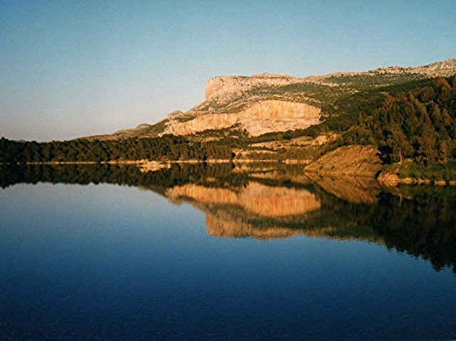 Unusual reflection at Parque Ardales in southern Spain.