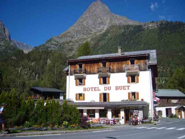 A lovely pet-friendly hotel in the French Alps.